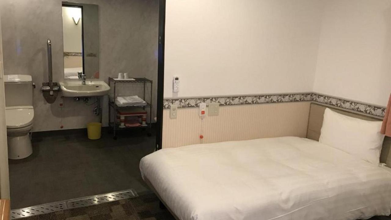 Toyoko Inn Sendai Higashi-Guchi No 2 Экстерьер фото