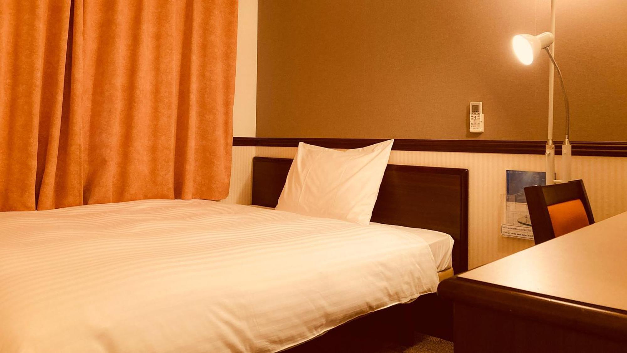 Toyoko Inn Sendai Higashi-Guchi No 2 Номер фото