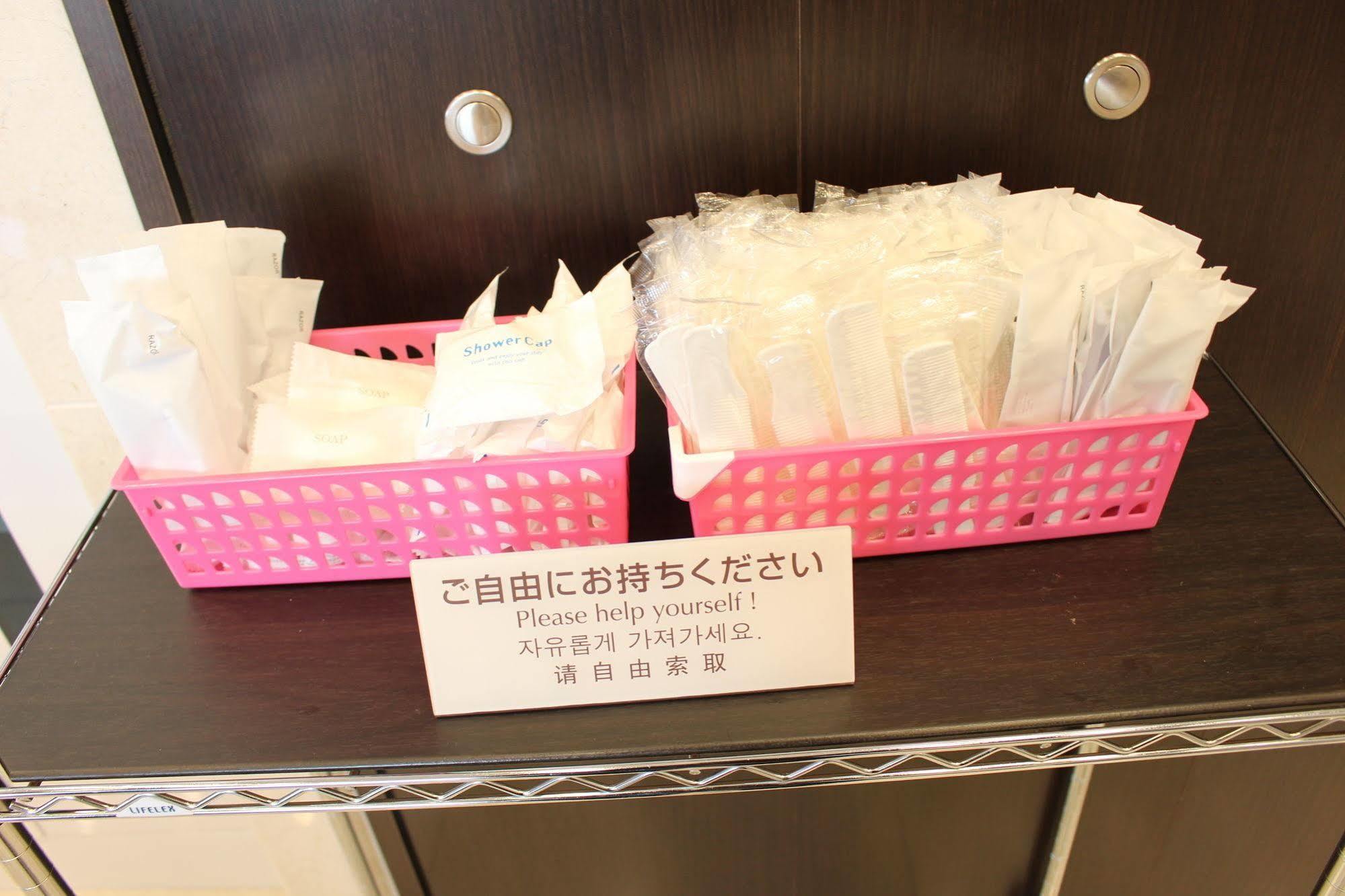 Toyoko Inn Sendai Higashi-Guchi No 2 Экстерьер фото