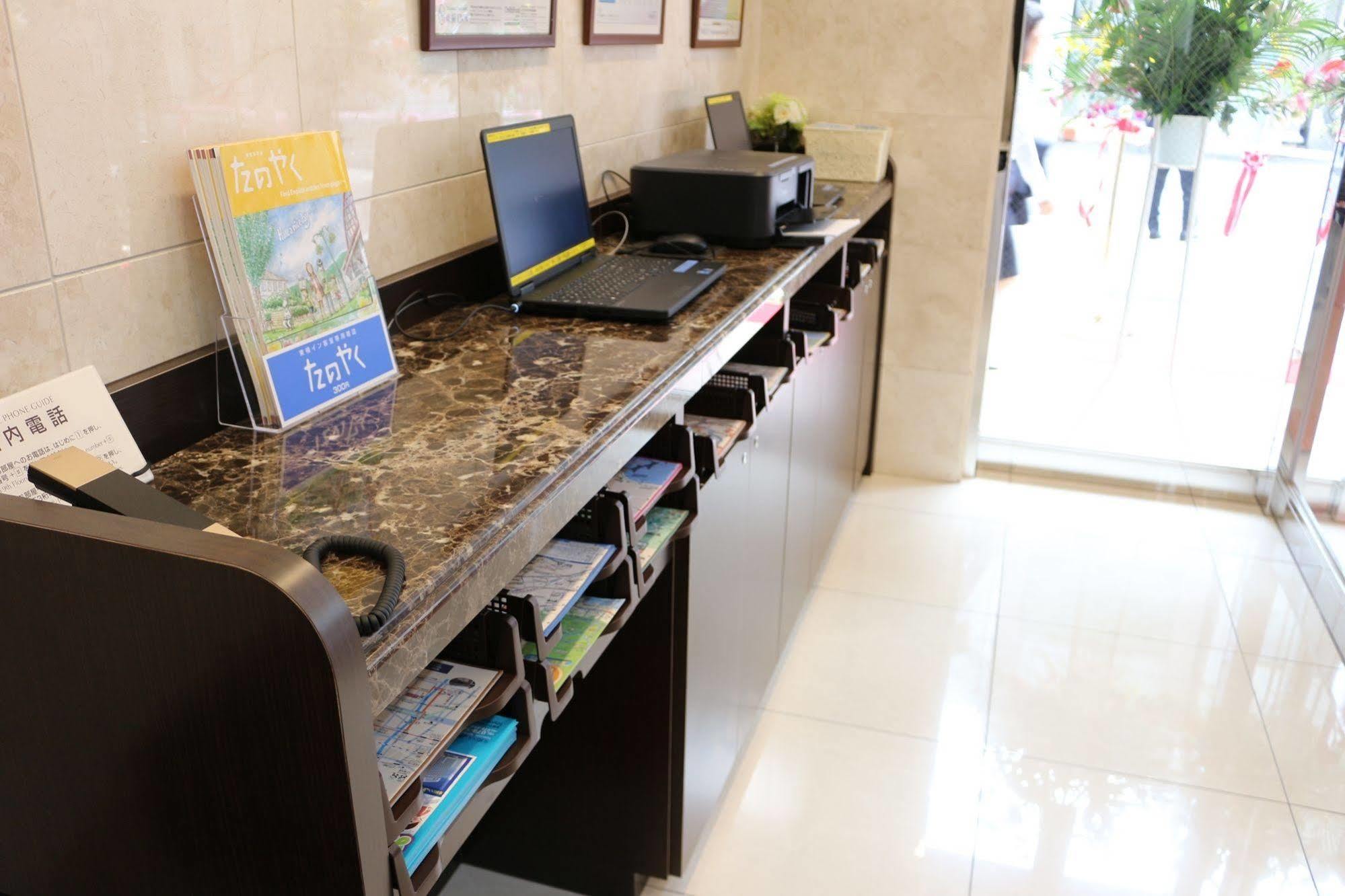 Toyoko Inn Sendai Higashi-Guchi No 2 Экстерьер фото